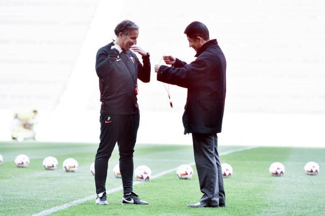 星空体育官网-海港董事长现场“授衔”哈维尔：从今天起成为一家人