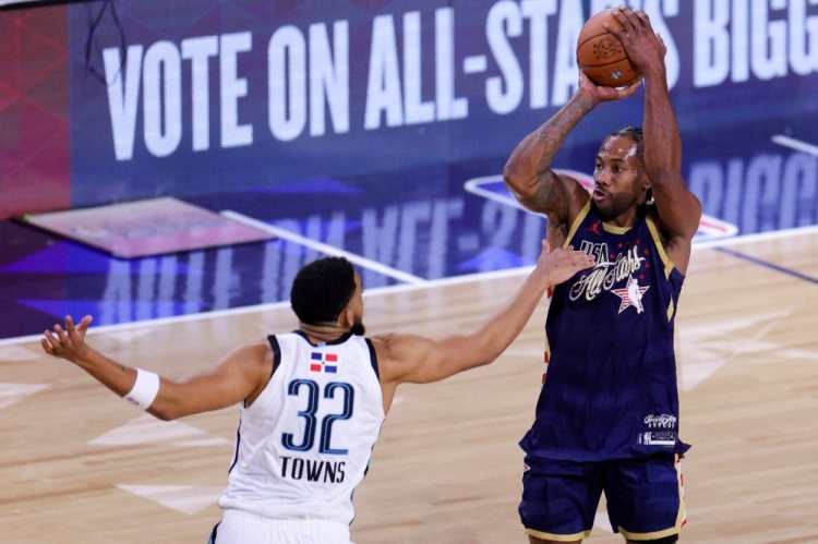 星空体育官网入口-周一竞彩篮球强档:尼克斯继续西征 快船状态回暖